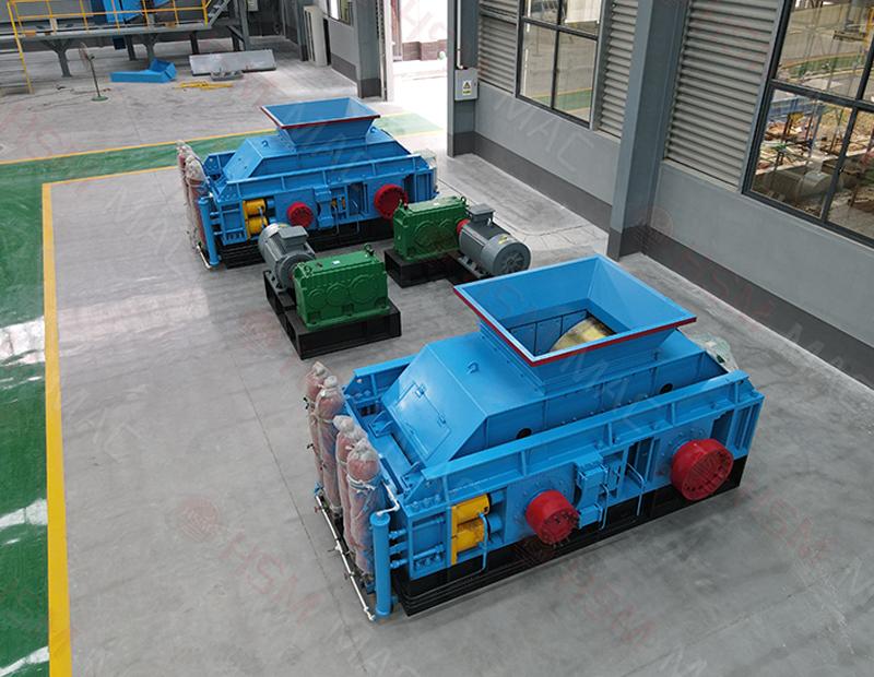 鐵礦石破碎機(jī)實(shí)拍 