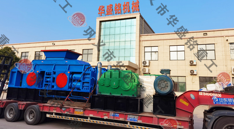 液壓巖石破碎機發(fā)貨現(xiàn)場