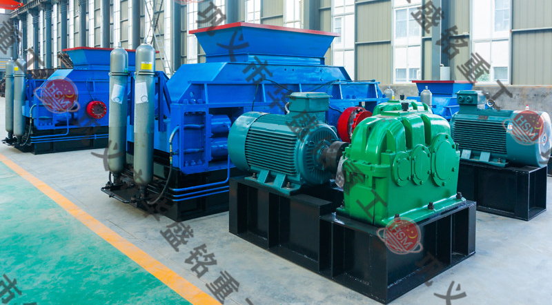 對輥制砂機(jī)